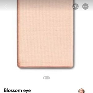 Blossom eyeshadow